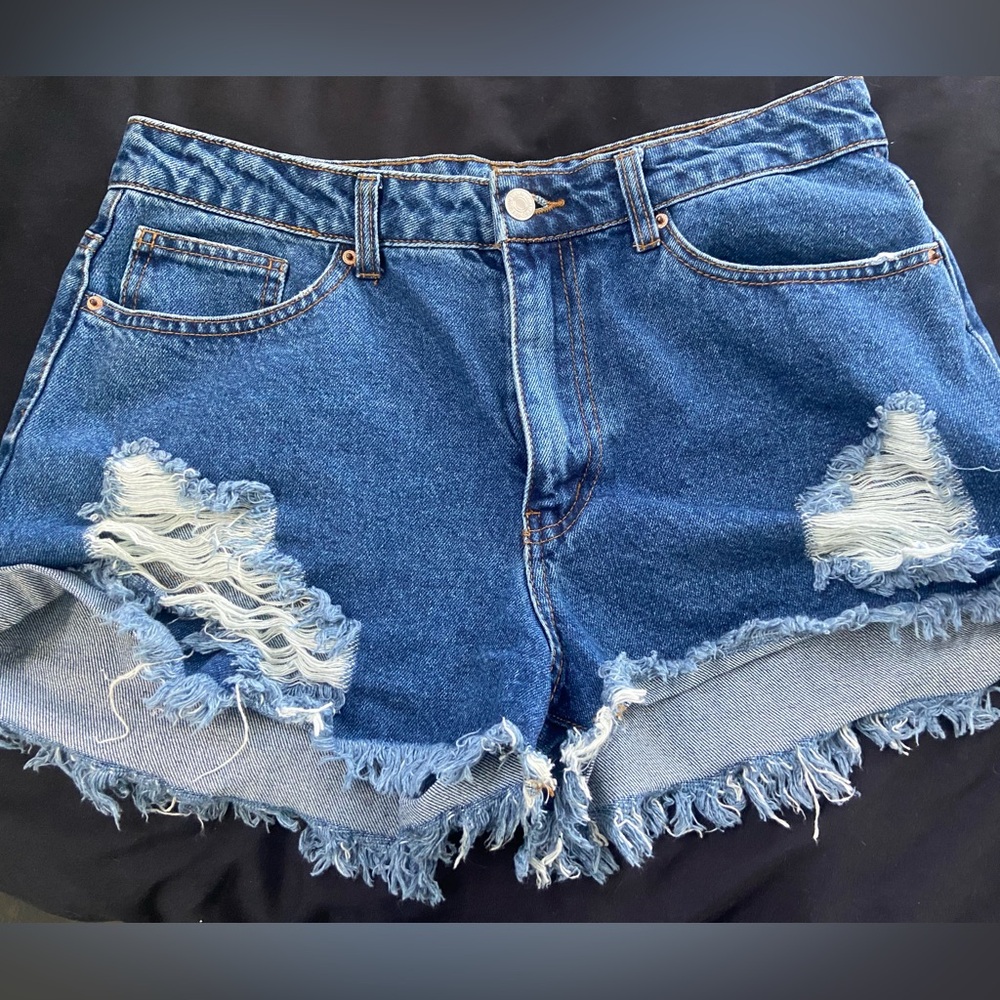 Denim Distressed Women Shorts Forever 21 size 30